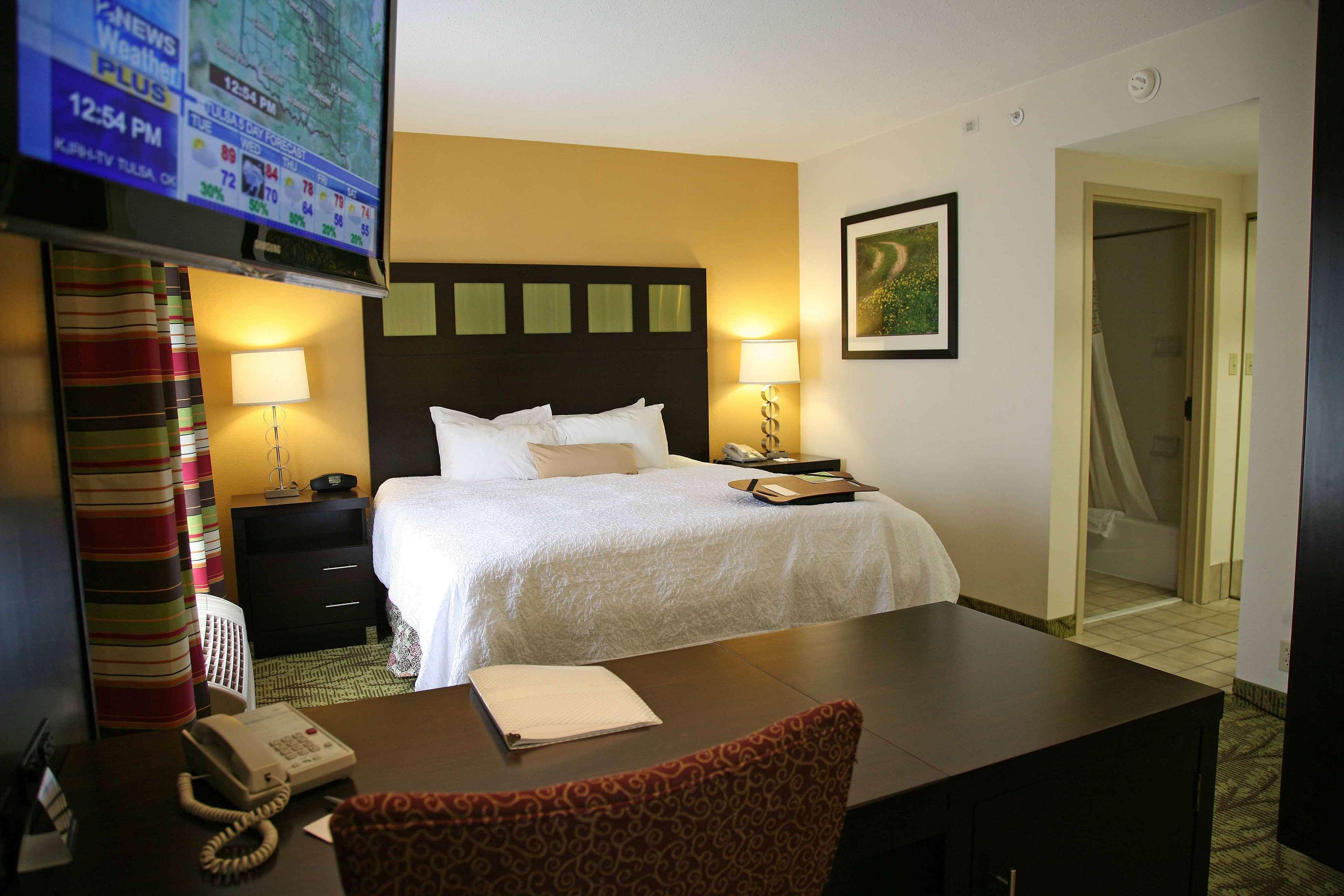Hampton Inn & Suites Tulsa-Woodland Hills Habitación foto