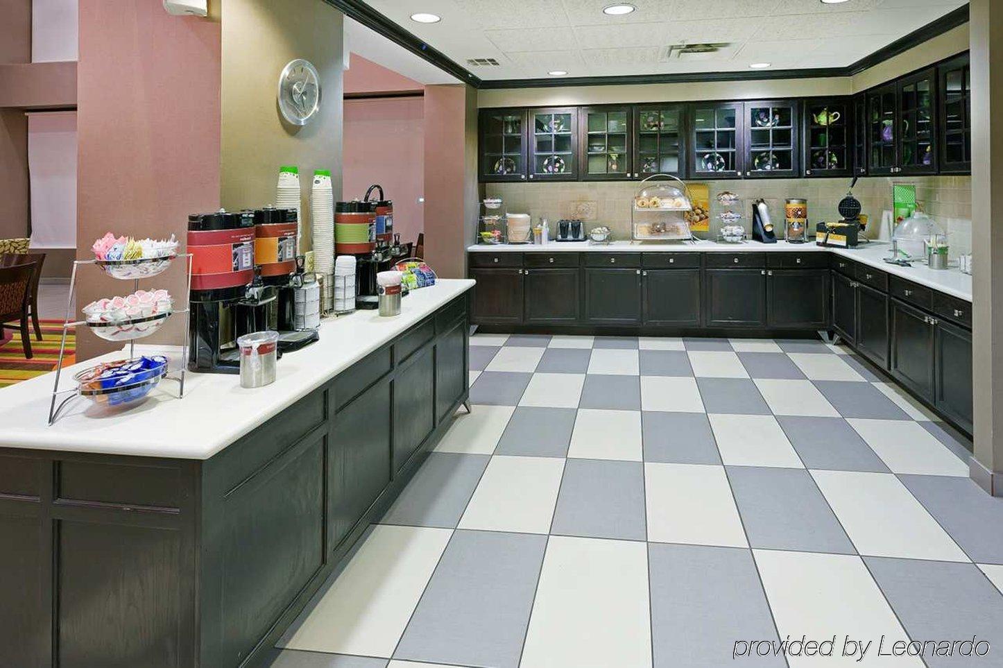 Hampton Inn & Suites Tulsa-Woodland Hills Restaurante foto